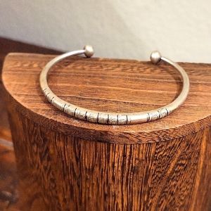 Vintage Vtg Sterling Silver Etched Cuff Bracelet